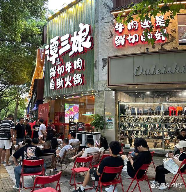 开店290家黑马快把大牌连锁干趴下了｜财经麻将胡了试玩网站免费月流水8000万5个月(图5)