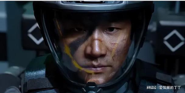 》迷之操作让国产军事电影颜面扫地！麻将胡了2碰瓷《战狼》？《蛟龙行动(图4)